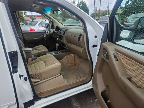 2005 Nissan Frontier LE