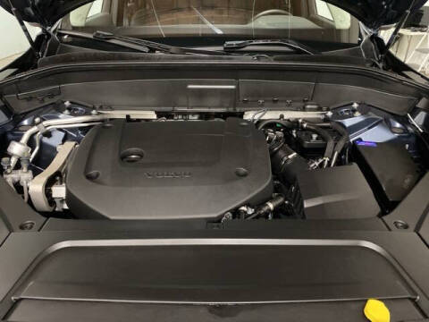 2025 Volvo XC90 B6 Plus Bright Theme 7P