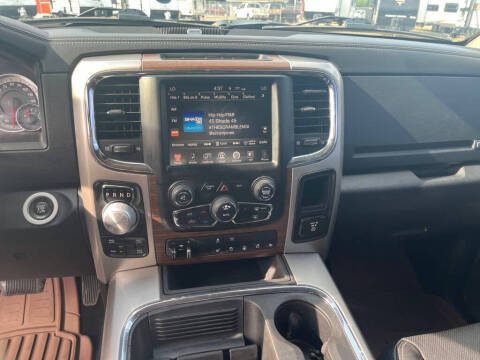 2016 RAM 1500 Laramie