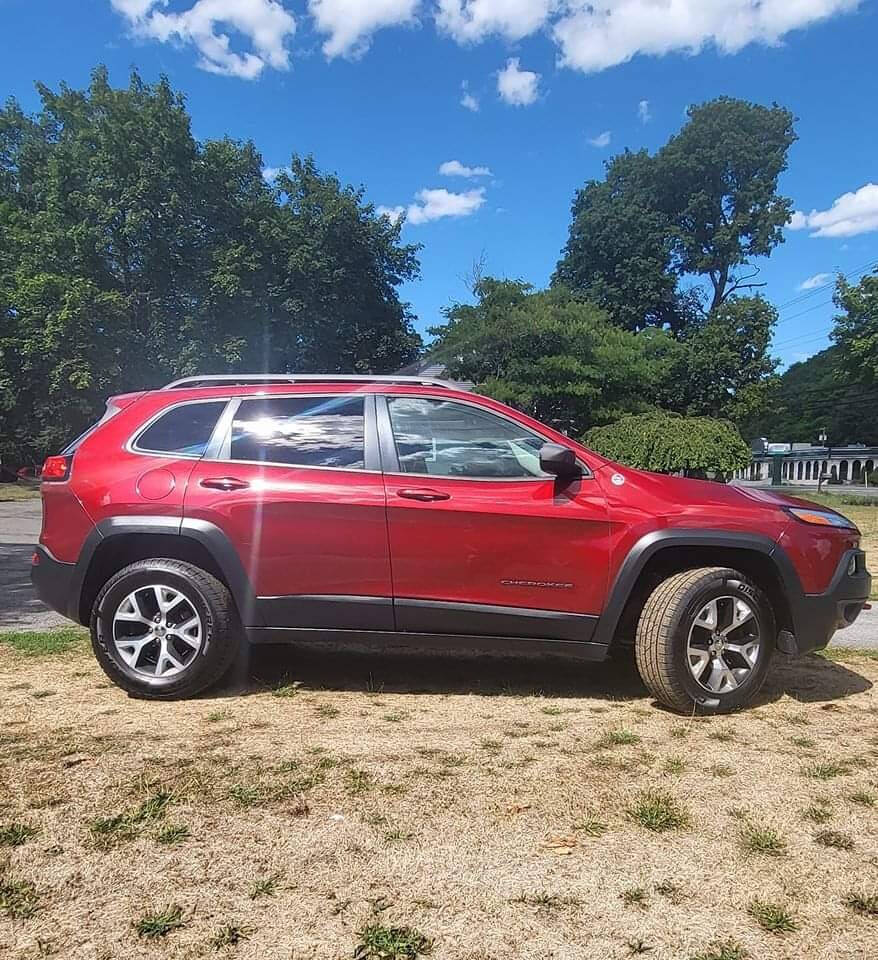 2014 Jeep Cherokee for sale at Taylor Preowned Autos in Highland, NY