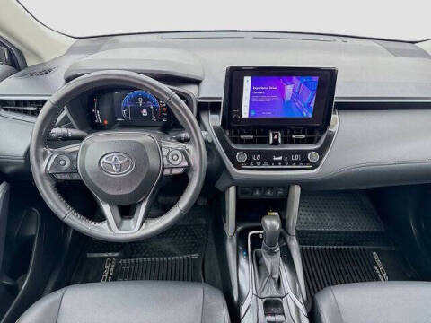 2023 Toyota Corolla Cross XLE