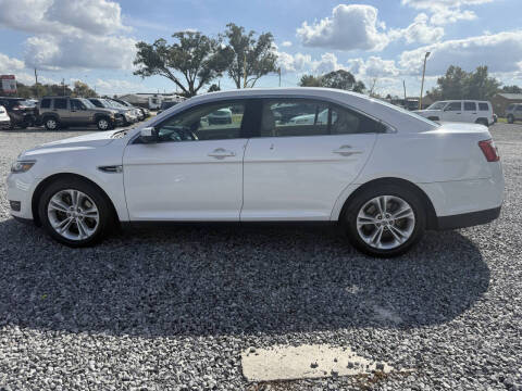 2017 Ford Taurus SEL