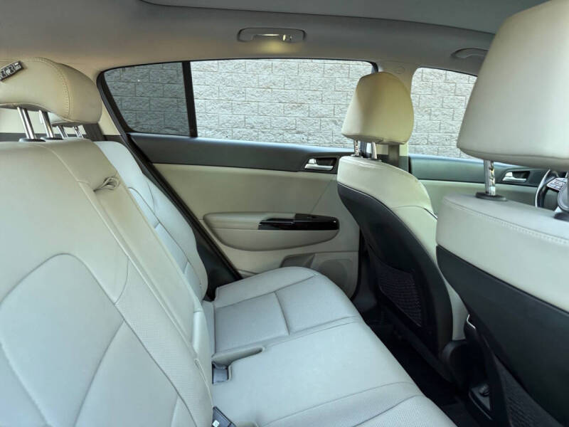 2021 Kia Sportage EX