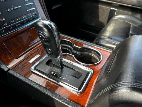 2016 Lincoln Navigator Select