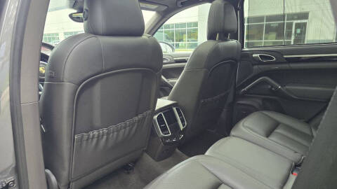 2016 Porsche Cayenne S