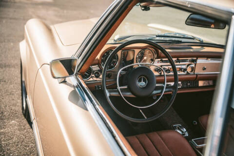 1970 Mercedes-Benz 280-Class