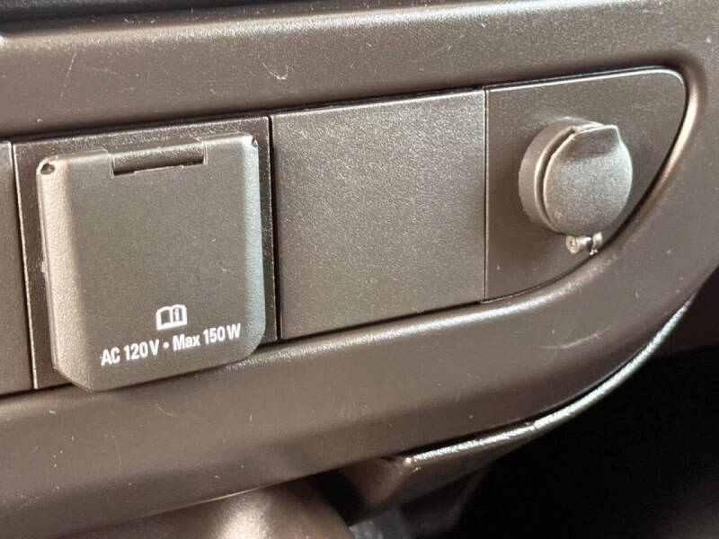 2024 GMC Savana 2500