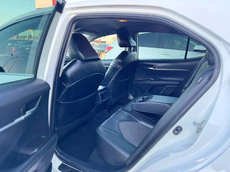 2020 Toyota Camry XSE