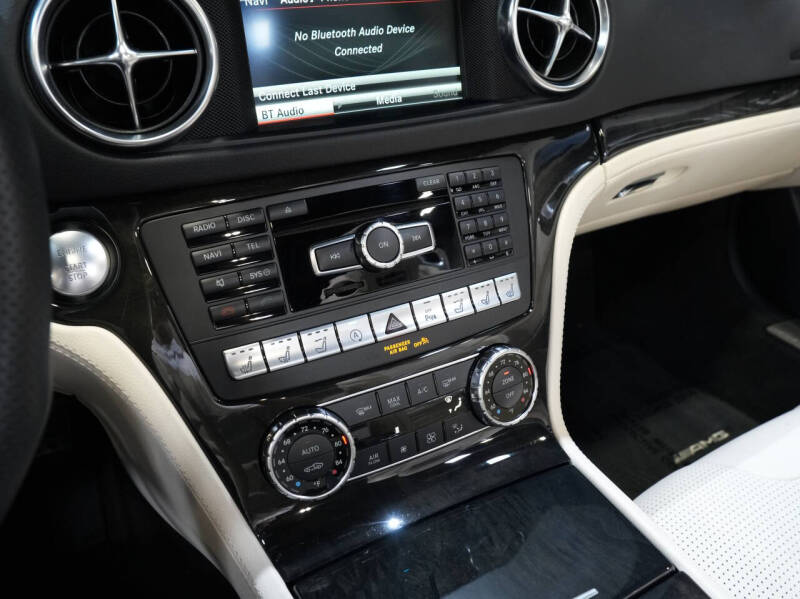 2015 Mercedes-Benz SL-Class SL 63 AMG