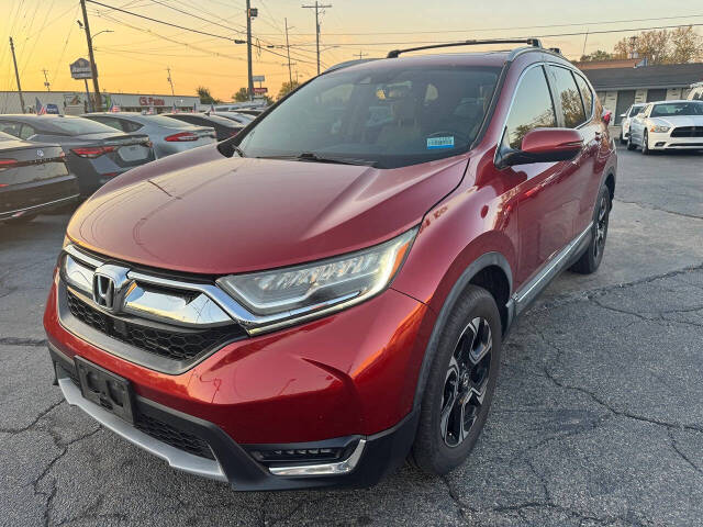 2017 Honda CR-V Touring's photo