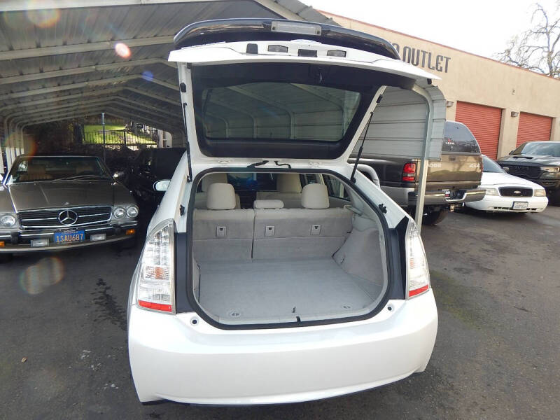 2011 Toyota Prius Two