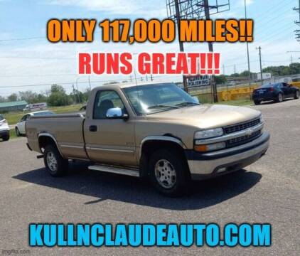 2000 Chevrolet Silverado 1500 for sale at Kull N Claude Auto Sales in Saint Cloud MN