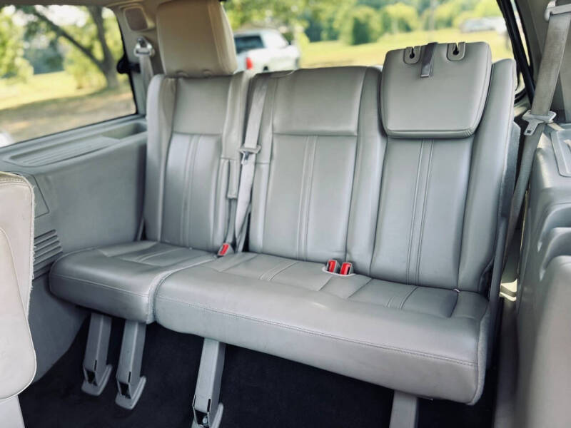 2016 Lincoln Navigator Select