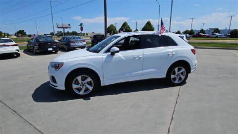 2021 Audi Q3 quattro Premium 40 TFSI