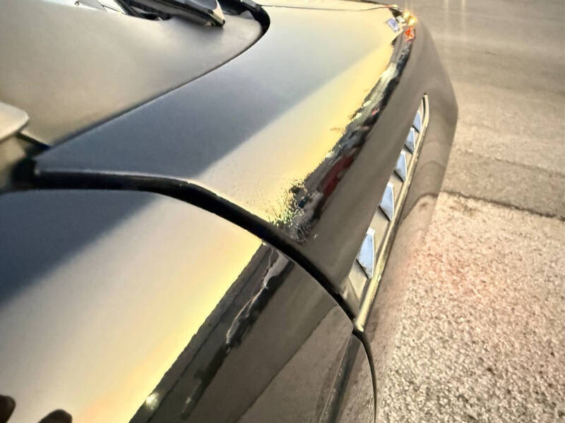 2004 Ford Thunderbird Deluxe