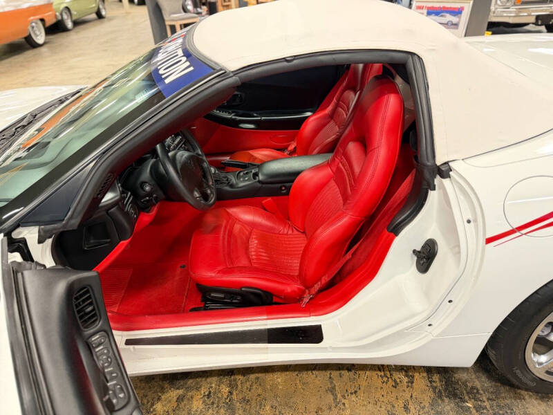 2004 Chevrolet Corvette