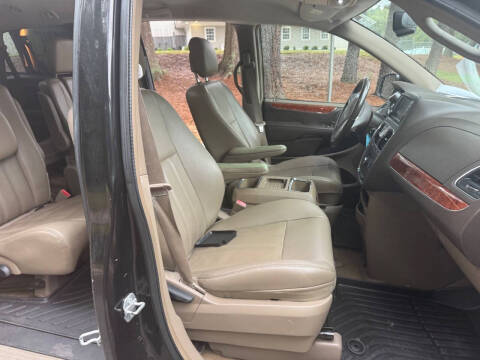 2015 Chrysler Town and Country Touring