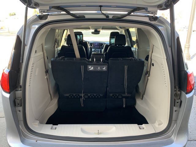 2018 Chrysler Pacifica Touring L Plus