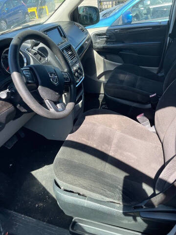 2018 Dodge Grand Caravan SE