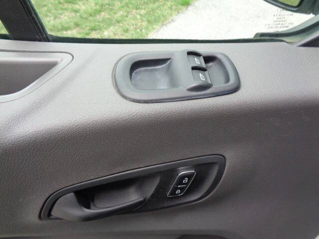 2023 Ford Transit 250