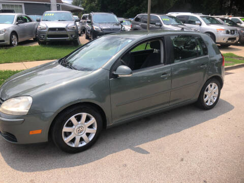 2008 Volkswagen Rabbit for sale at CPM Motors Inc in Elgin IL