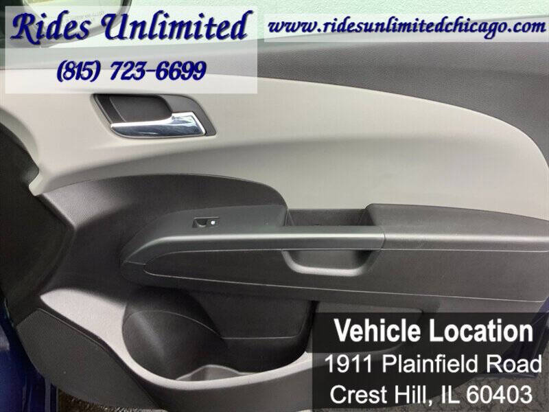 2016 Chevrolet Sonic LT Auto
