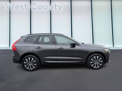 2025 Volvo XC60 B5 Plus Dark Theme