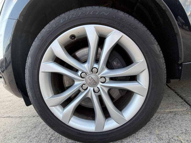 2015 Audi SQ5 3.0T quattro Premium Plus