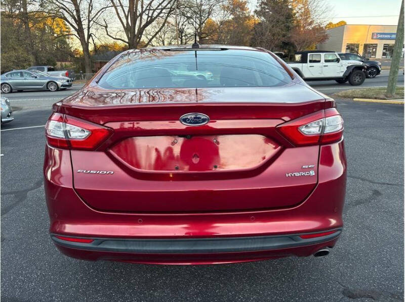 2013 Ford Fusion Hybrid SE