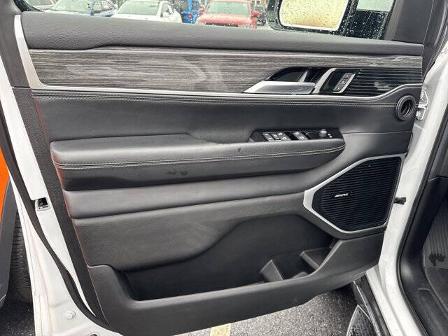 2022 Jeep Wagoneer Series II