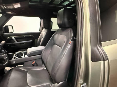 2024 Land Rover Defender 90 P400 X-Dynamic SE