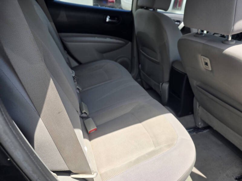 2015 Nissan Rogue Select S