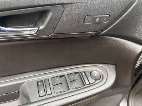 2016 GMC Acadia Denali