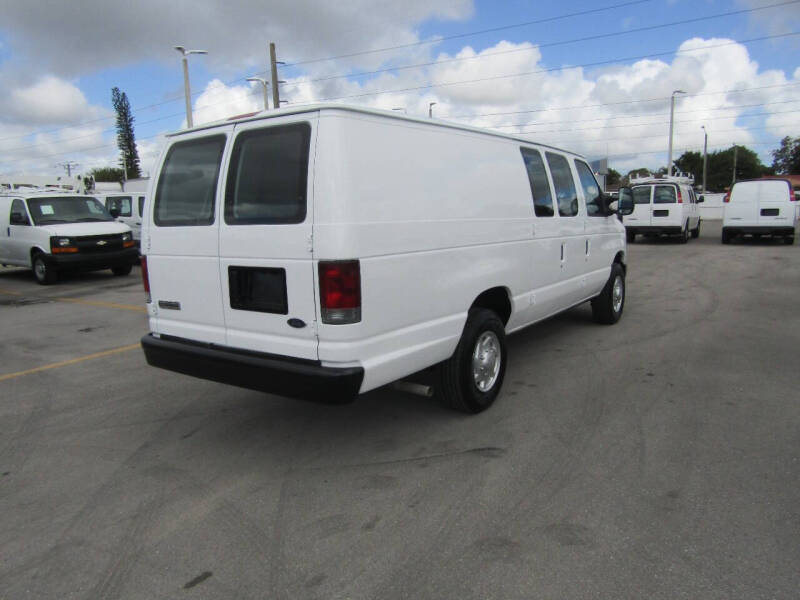2008 Ford E-Series E-250