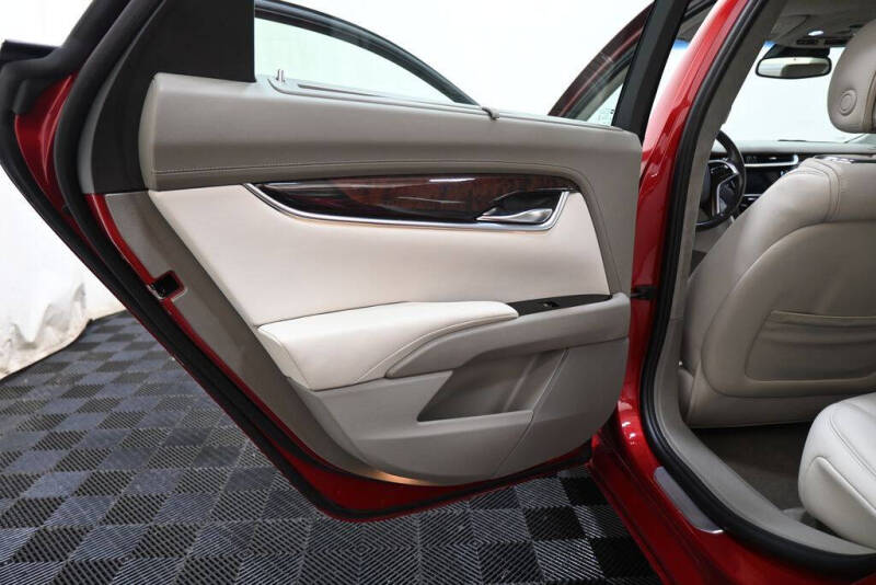 2013 Cadillac XTS Platinum Collection