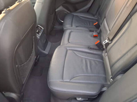 2011 Audi Q5 3.2 quattro Premium Plus