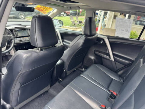 2017 Toyota RAV4 Platinum