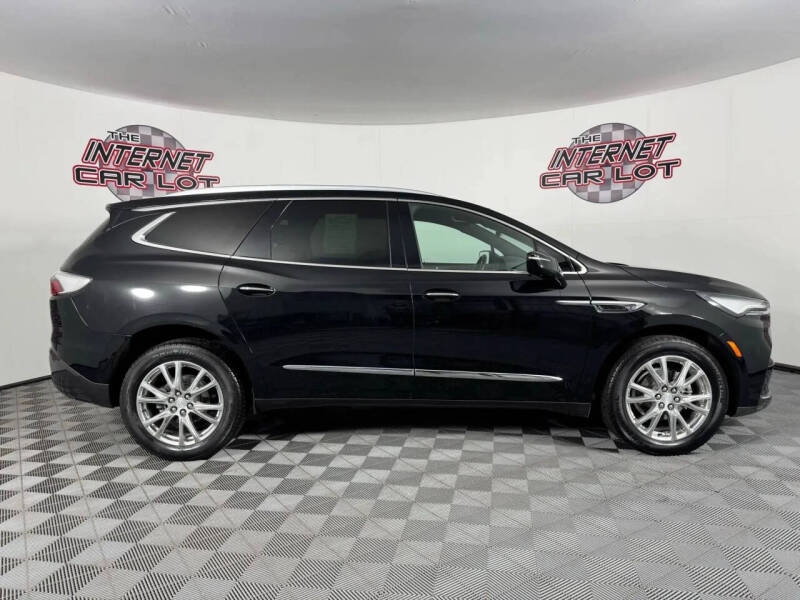 2022 Buick Enclave Premium