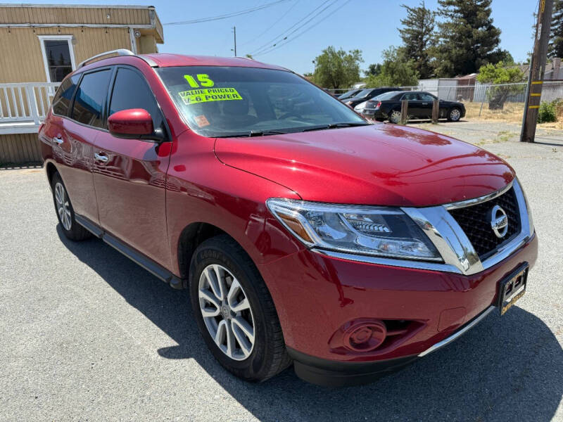 2015 Nissan Pathfinder S