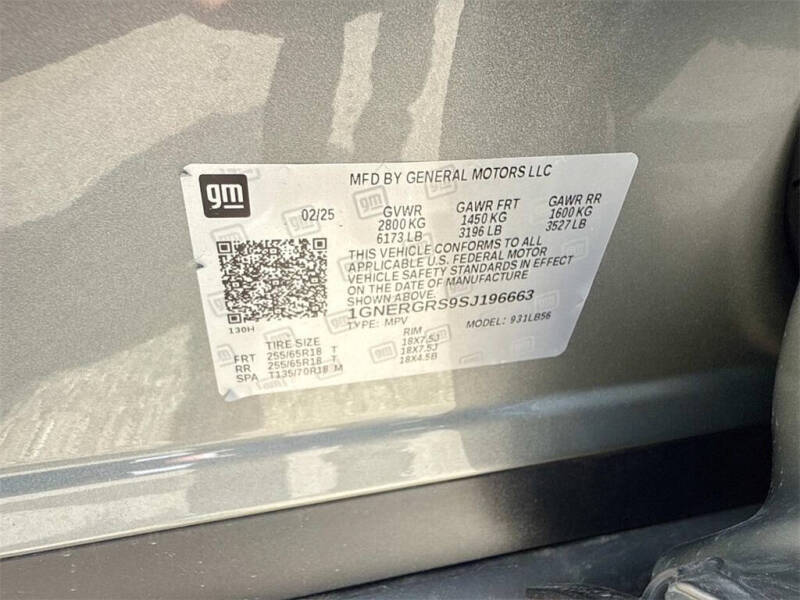 2025 Chevrolet Traverse LT