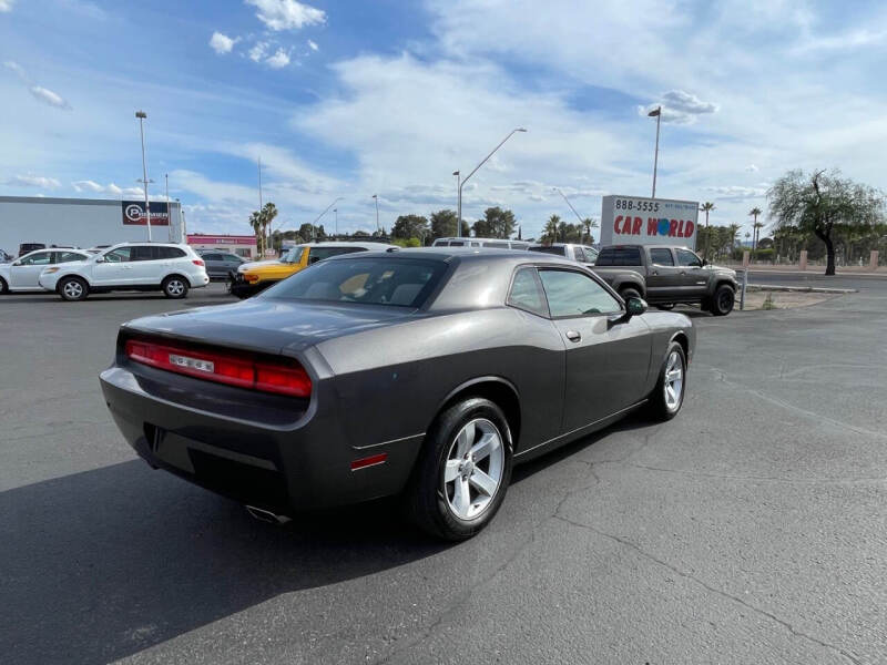 2014 Dodge Challenger SXT