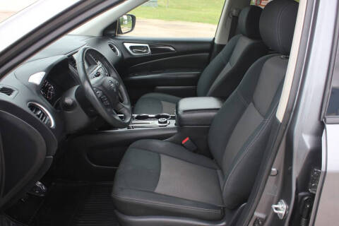 2018 Nissan Pathfinder S