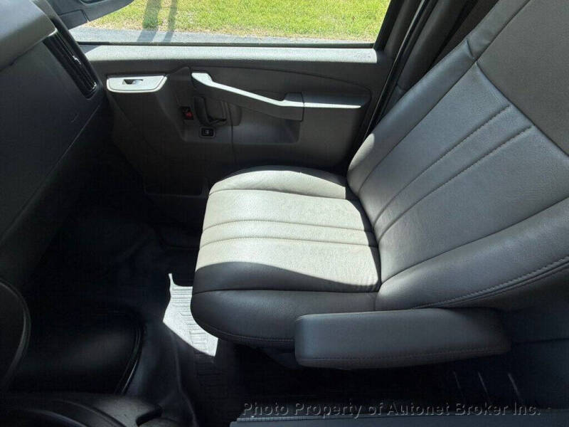 2017 Chevrolet Express 3500