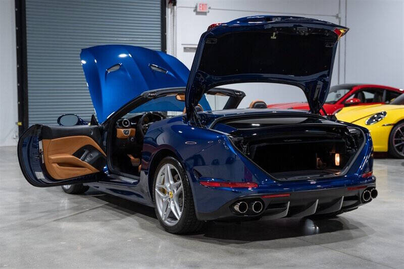 2016 Ferrari California T