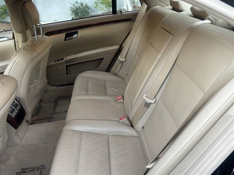 2011 Mercedes-Benz S-Class S 550 4MATIC