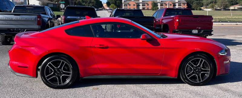 2021 Ford Mustang EcoBoost