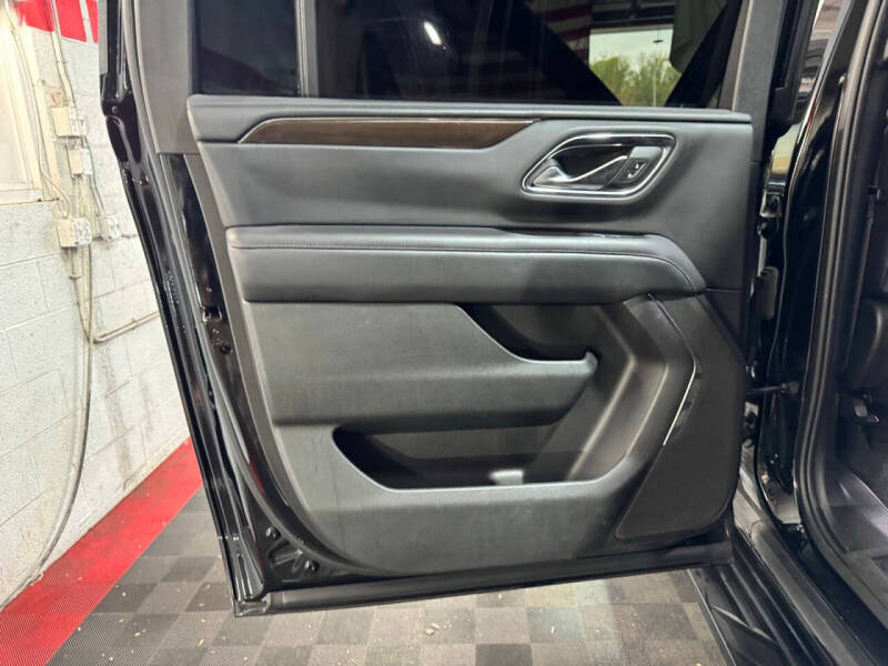 2022 GMC Yukon XL SLE