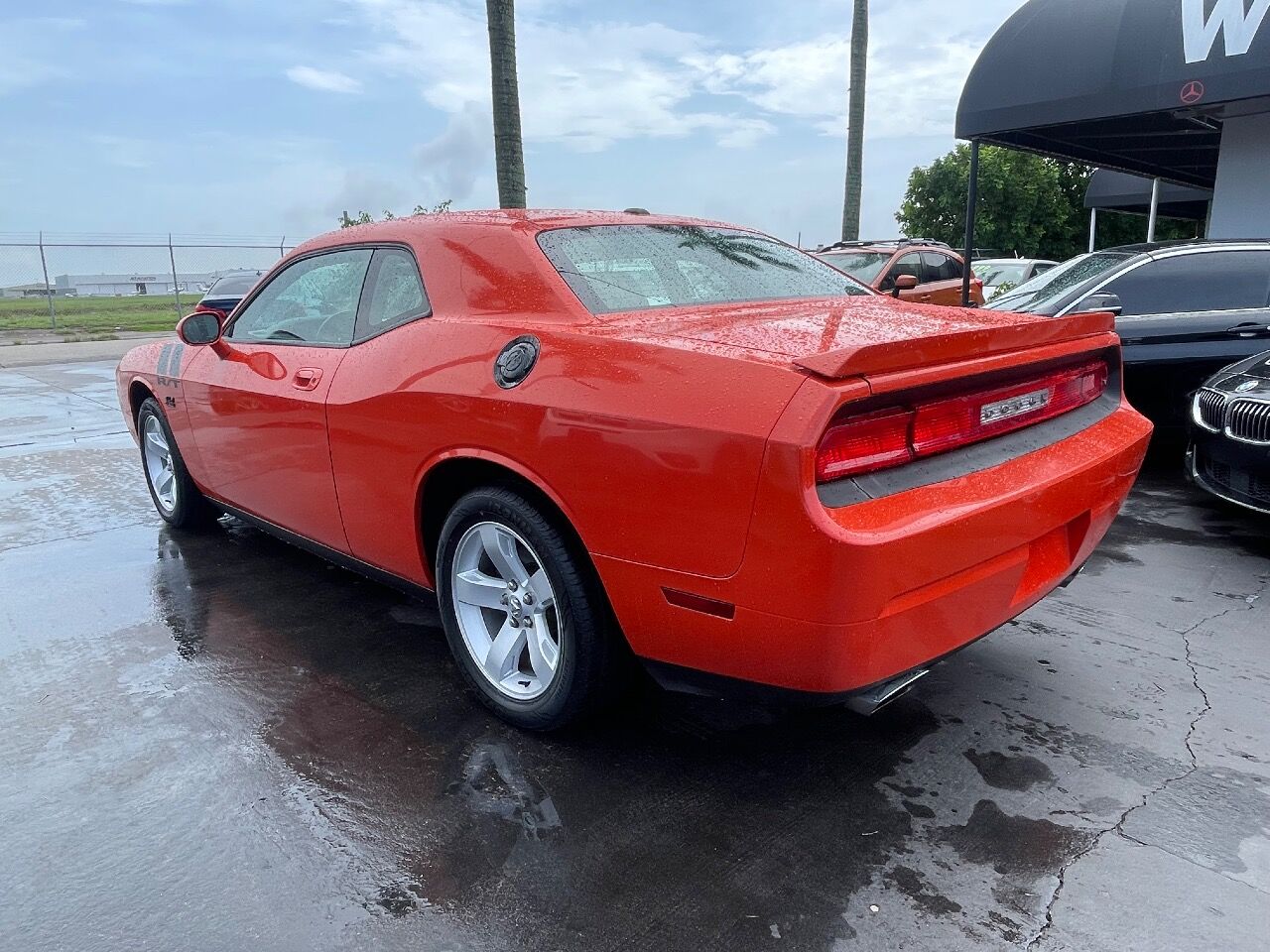 2010 DODGE Challenger Coupe - $16,900