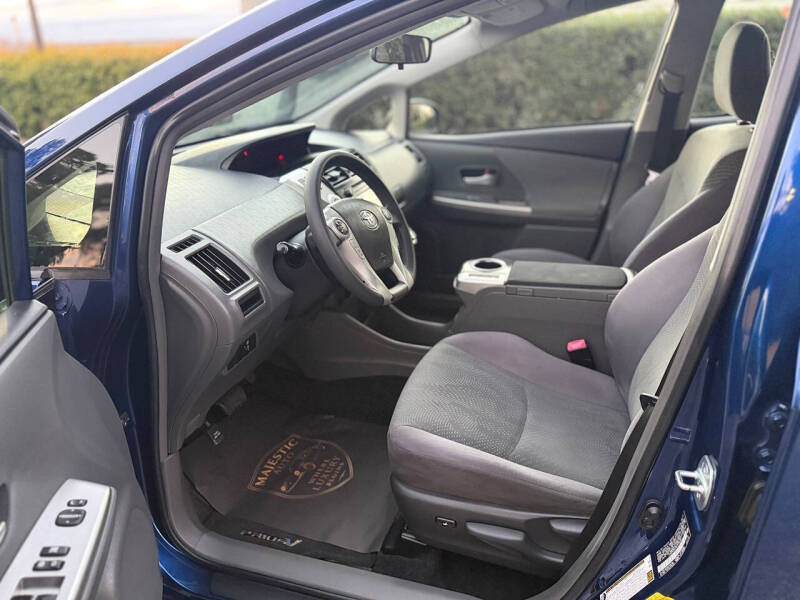 2012 Toyota Prius v Three