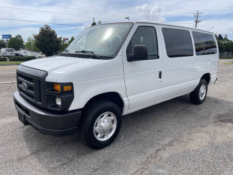 2013 Ford E-Series E-350 SD XL